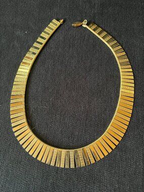 1970s Art Deco Vintage Gold Tone Fringe Necklace